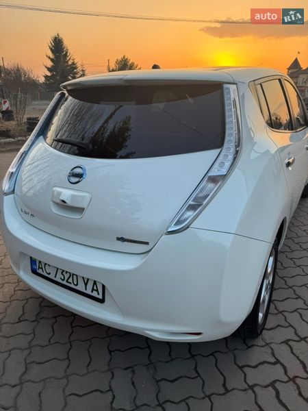 Хетчбек Nissan Leaf 2014 в Нововолинську