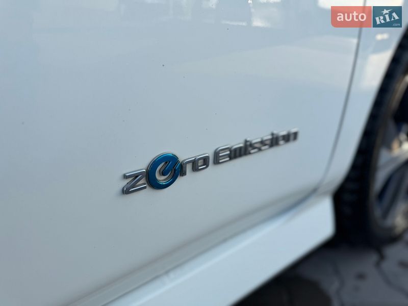 Хэтчбек Nissan Leaf 2021 в Тернополе