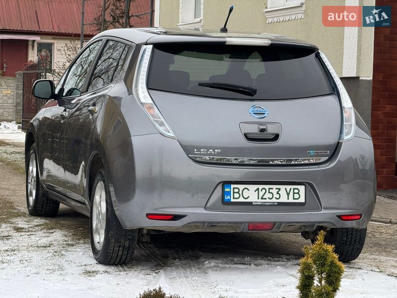 Хэтчбек Nissan Leaf 2013 в Дрогобыче