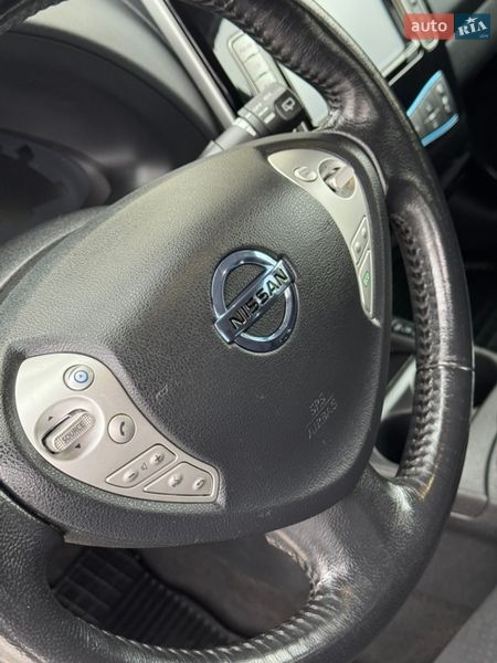 Хэтчбек Nissan Leaf 2013 в Дрогобыче