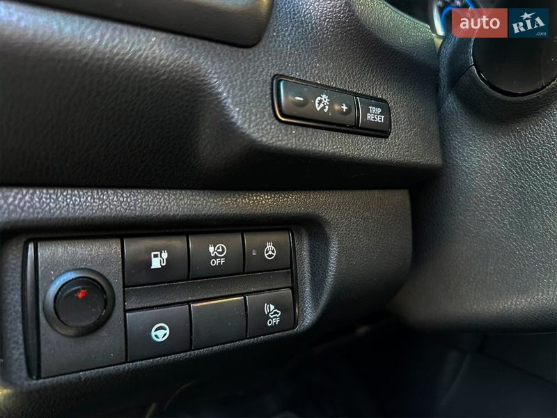 Хэтчбек Nissan Leaf 2018 в Днепре