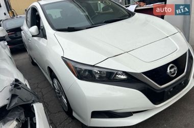 Хетчбек Nissan Leaf 2019 в Солотвині