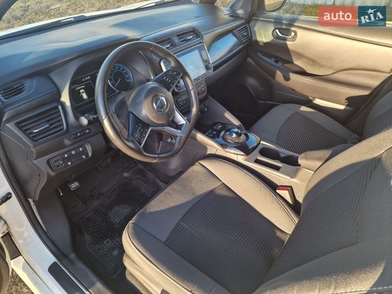 Хетчбек Nissan Leaf 2020 в Харкові фото 7 Хетчбек Nissan Leaf 2020 в Харкові