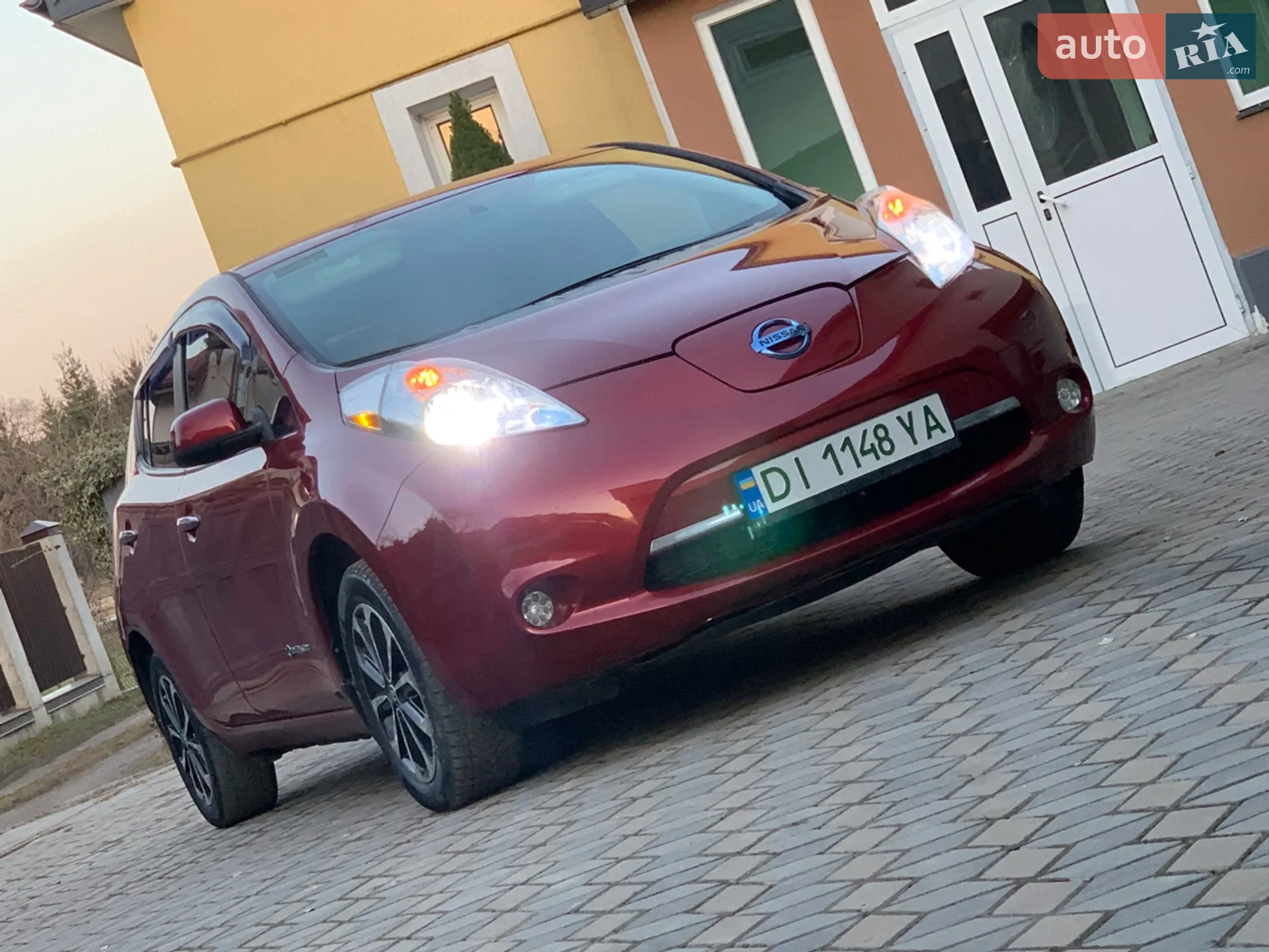 2015 Nissan Leaf - мініатюра 17