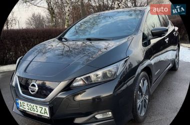 Хэтчбек Nissan Leaf 2018 в Каменском