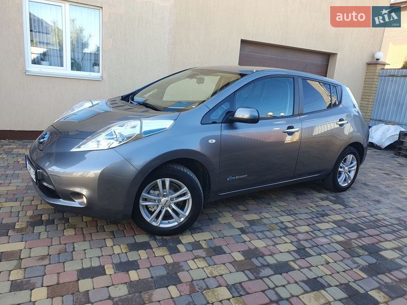Хетчбек Nissan Leaf 2014 в Горі