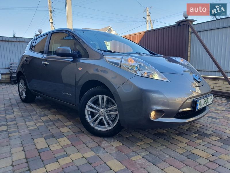 Хетчбек Nissan Leaf 2014 в Горі