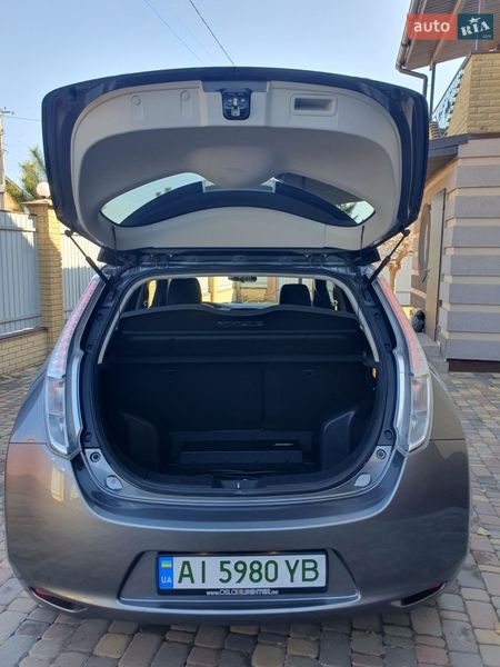 Хетчбек Nissan Leaf 2014 в Горі