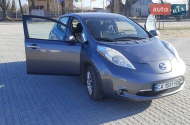 Хэтчбек Nissan Leaf 2015 в Золотоноше