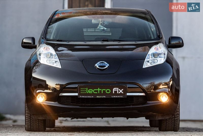 Хэтчбек Nissan Leaf 2017 в Львове