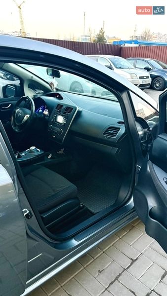 Хэтчбек Nissan Leaf 2015 в Черкассах
