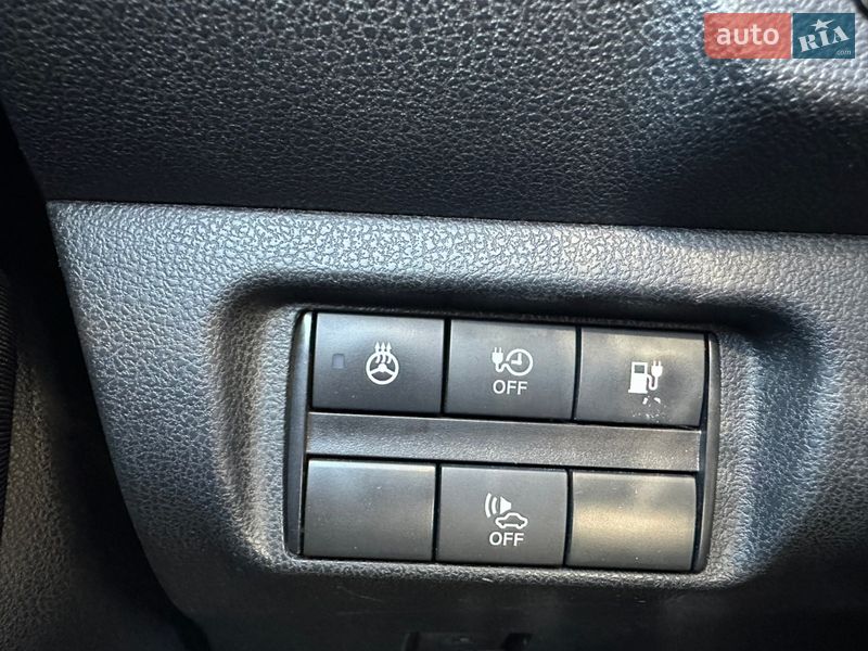 Хетчбек Nissan Leaf 2017 в Києві