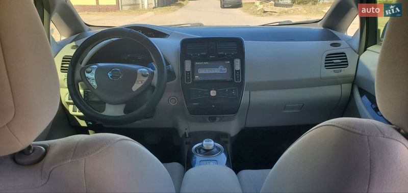 Хетчбек Nissan Leaf 2012 в Миколаєві