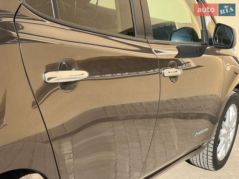 Хетчбек Nissan Leaf 2016 в Трускавці