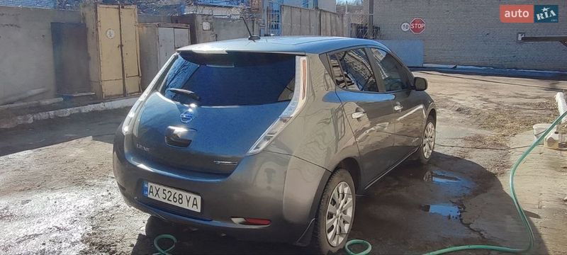 Nissan Leaf 2014