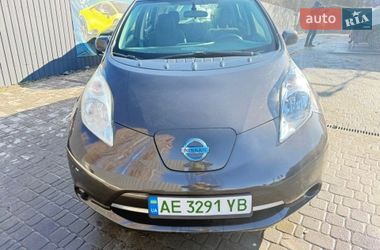 Хэтчбек Nissan Leaf 2016 в Днепре