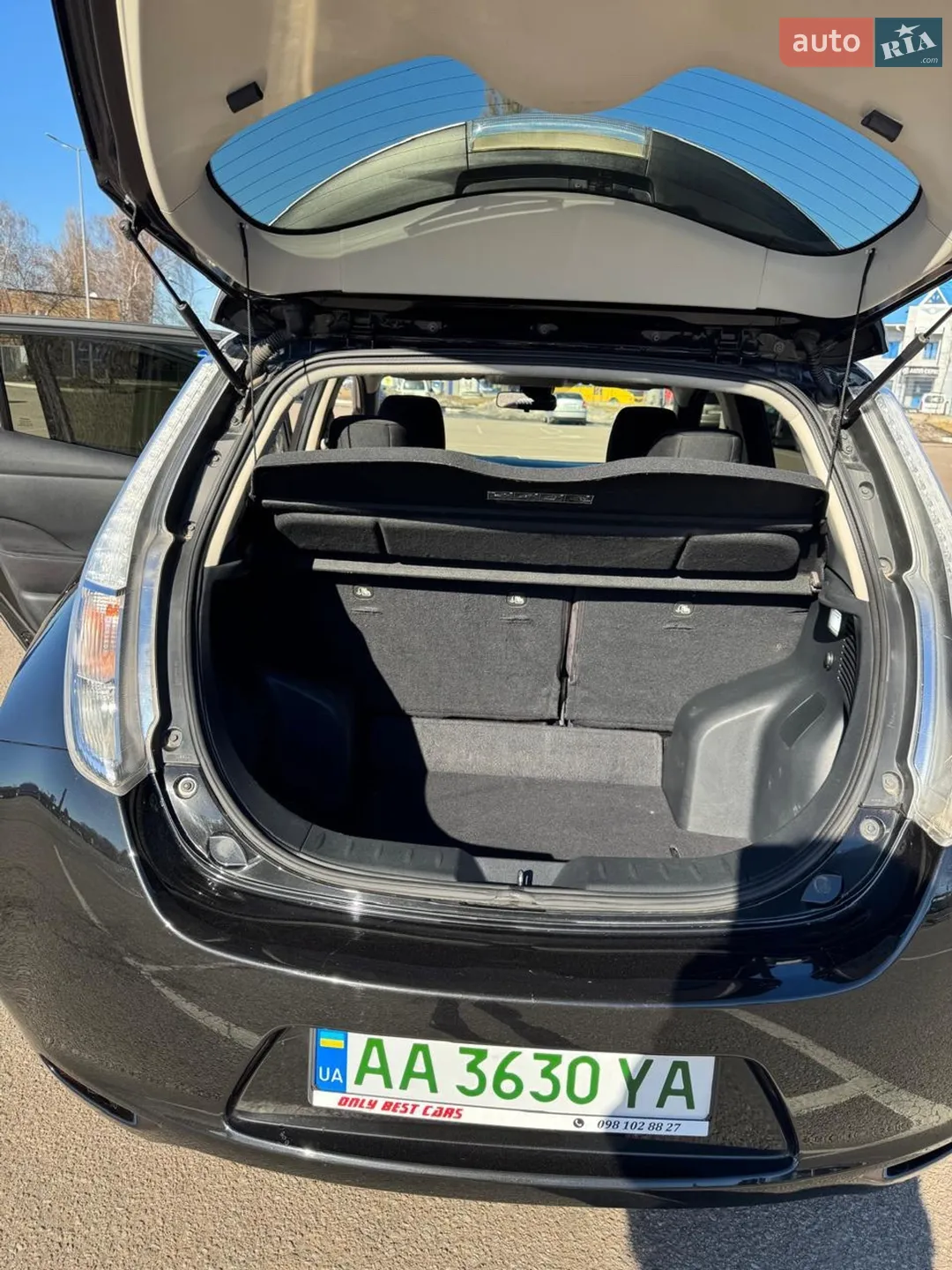 2017 Nissan Leaf - мініатюра 14