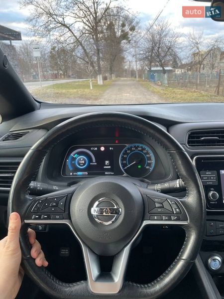 Хэтчбек Nissan Leaf 2018 в Луцке