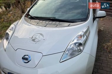 Хэтчбек Nissan Leaf 2014 в Киеве