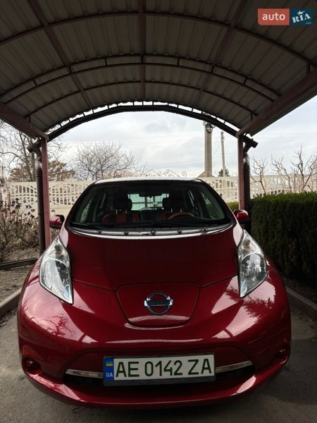 Nissan Leaf 2014