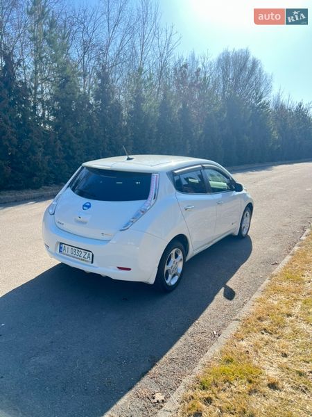 Хэтчбек Nissan Leaf 2017 в Ровно