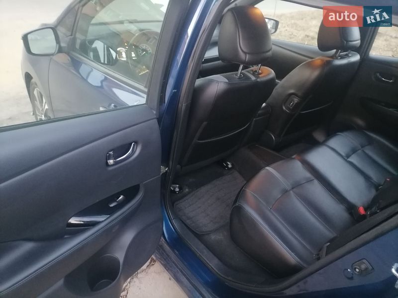 Хетчбек Nissan Leaf 2018 в Рівному