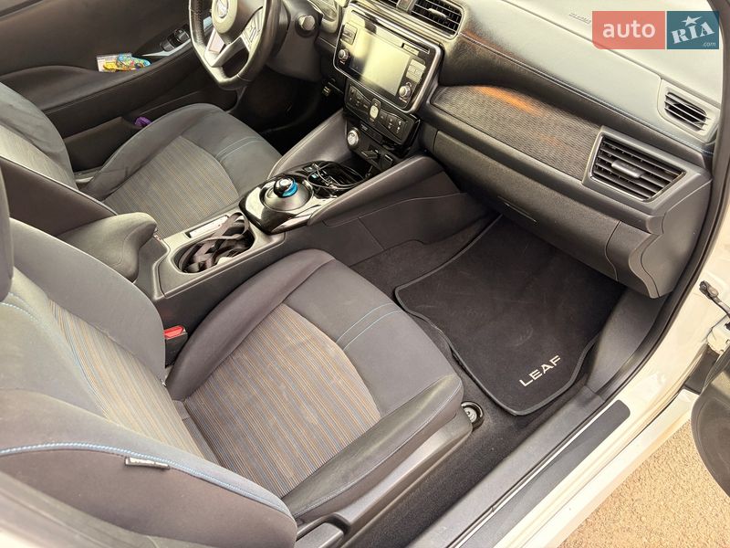 Хэтчбек Nissan Leaf 2019 в Львове фото 52 Хэтчбек Nissan Leaf 2019 в Львове