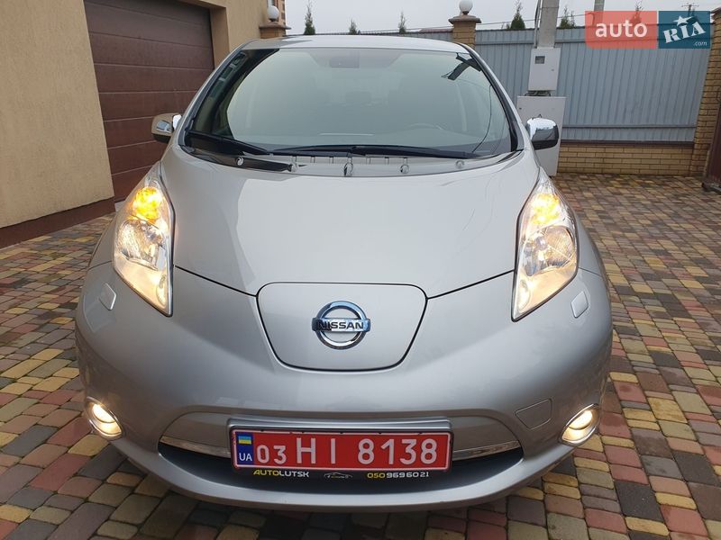 Хэтчбек Nissan Leaf 2013 в Горе