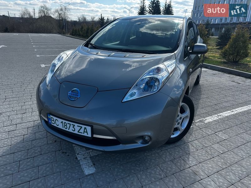 Хетчбек Nissan Leaf 2014 в Мостиській
