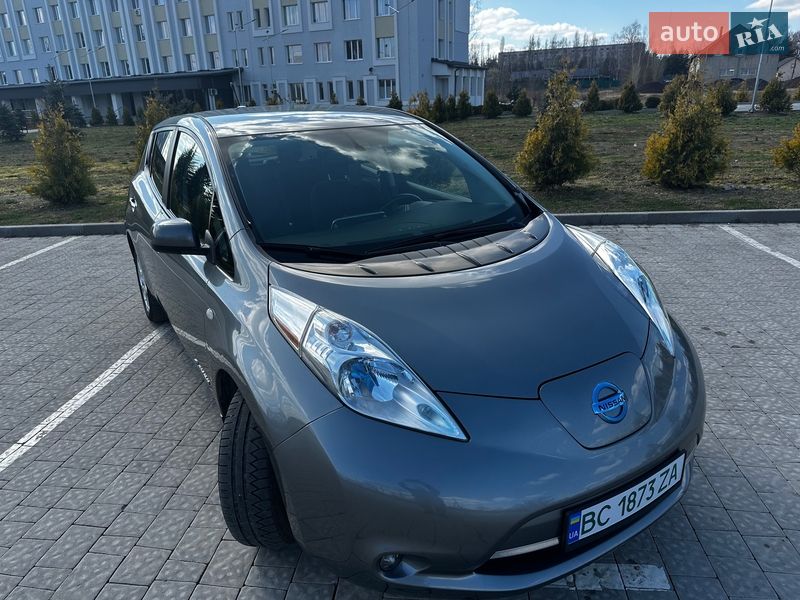 Хетчбек Nissan Leaf 2014 в Мостиській