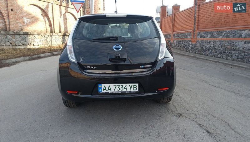 Хетчбек Nissan Leaf 2014 в Білій Церкві