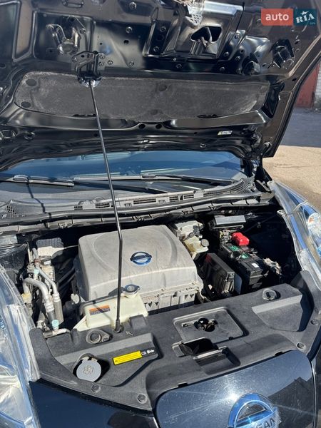 Хетчбек Nissan Leaf 2015 в Кременчуці фото 6 Хетчбек Nissan Leaf 2015 в Кременчуці
