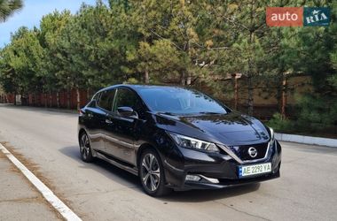 Хэтчбек Nissan Leaf 2018 в Днепре