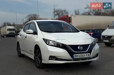 Хэтчбек Nissan Leaf 2017 в Одессе
