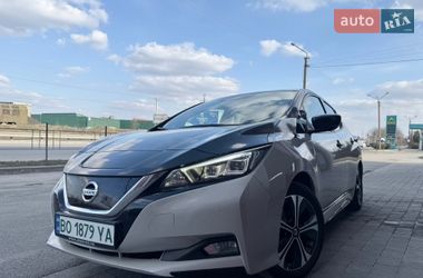 Хэтчбек Nissan Leaf 2018 в Тернополе