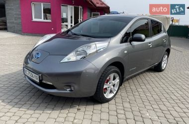 Хэтчбек Nissan Leaf 2014 в Львове