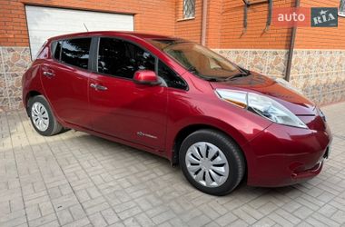 Хетчбек Nissan Leaf 2015 в Миколаєві