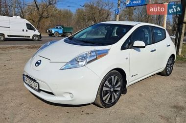 Хэтчбек Nissan Leaf 2015 в Житомире