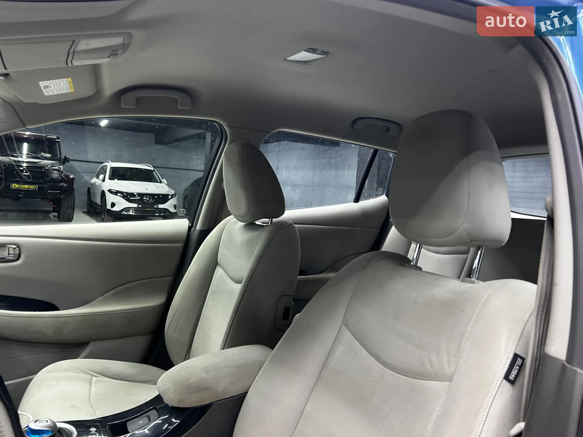 2011 Nissan Leaf - мініатюра 13