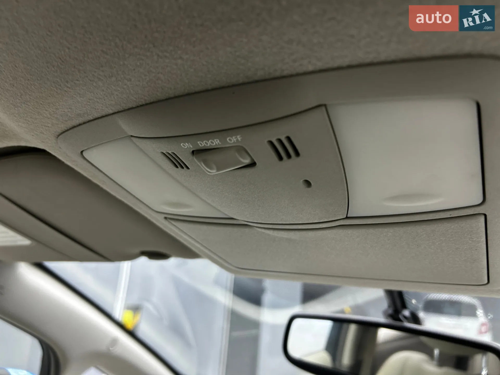 2011 Nissan Leaf - мініатюра 16