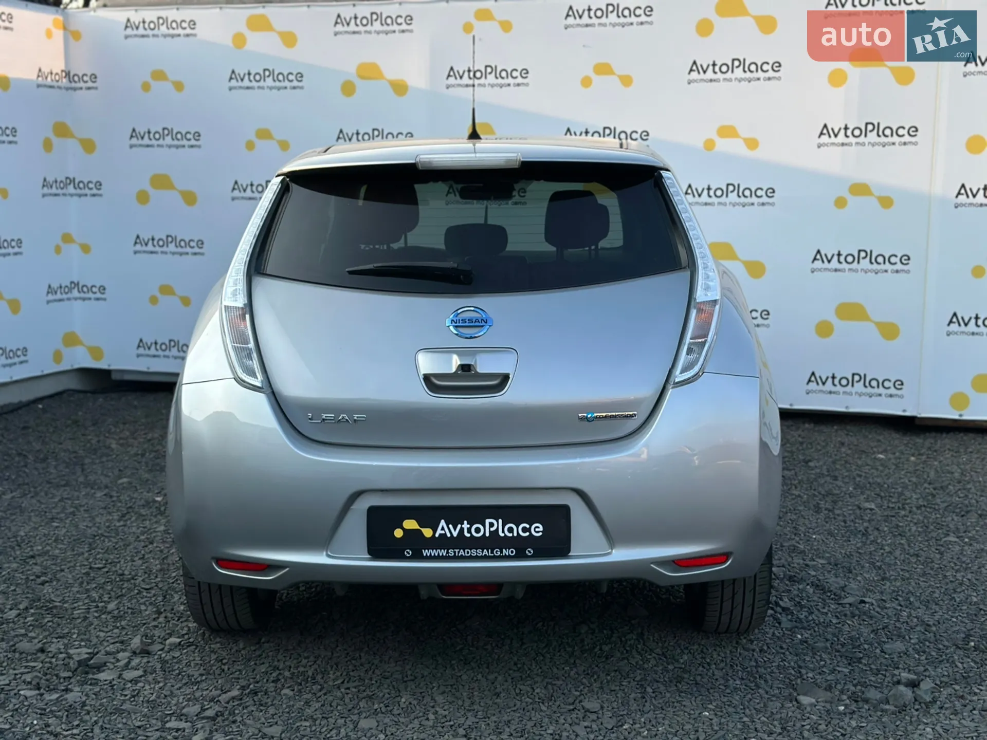 2017 Nissan Leaf - мініатюра 9