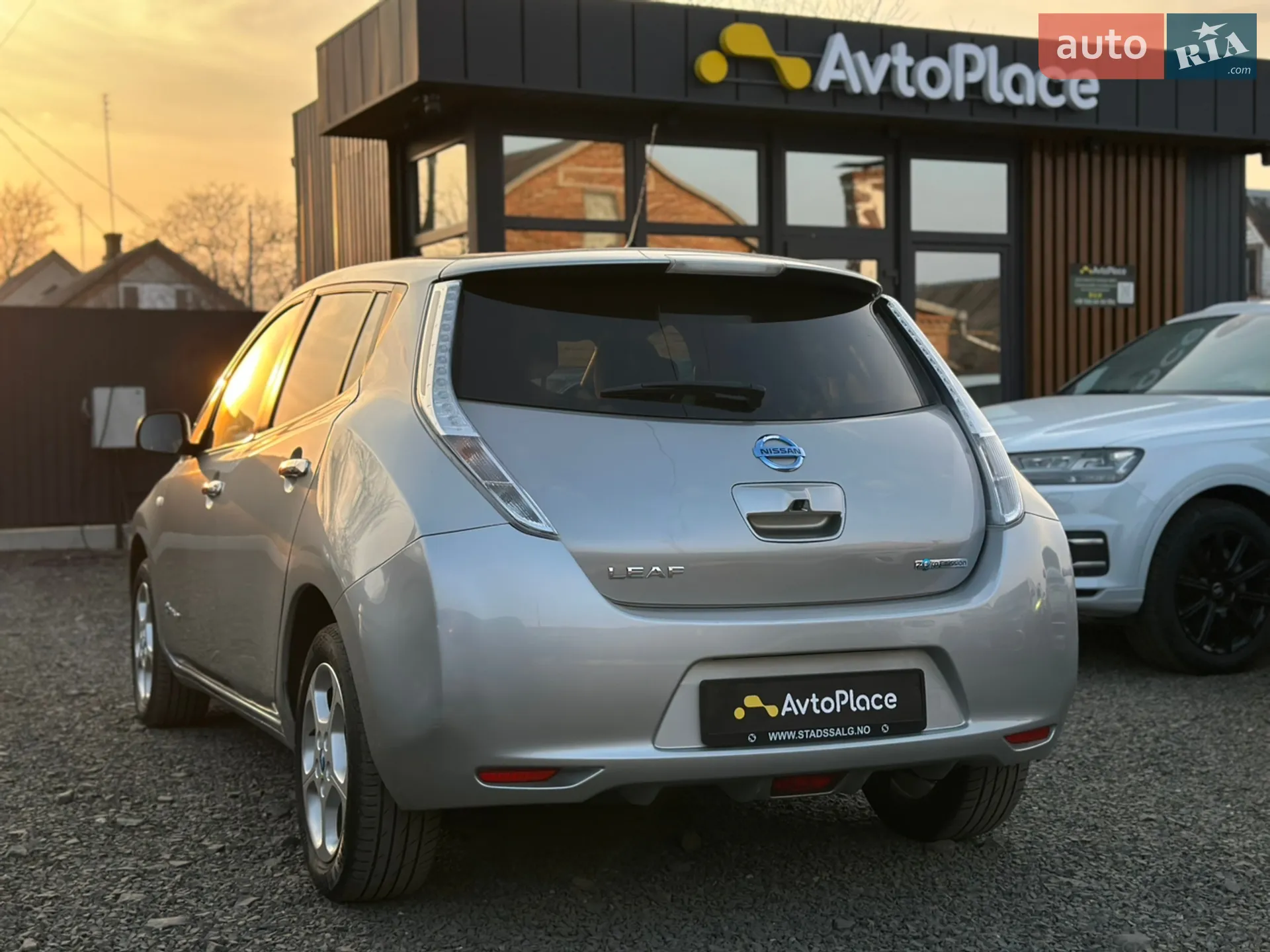 2017 Nissan Leaf - мініатюра 51