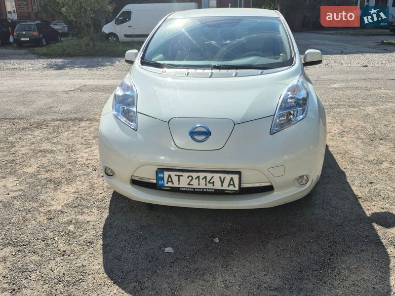 Хэтчбек Nissan Leaf 2013 в Ивано-Франковске фото 9 Хэтчбек Nissan Leaf 2013 в Ивано-Франковске