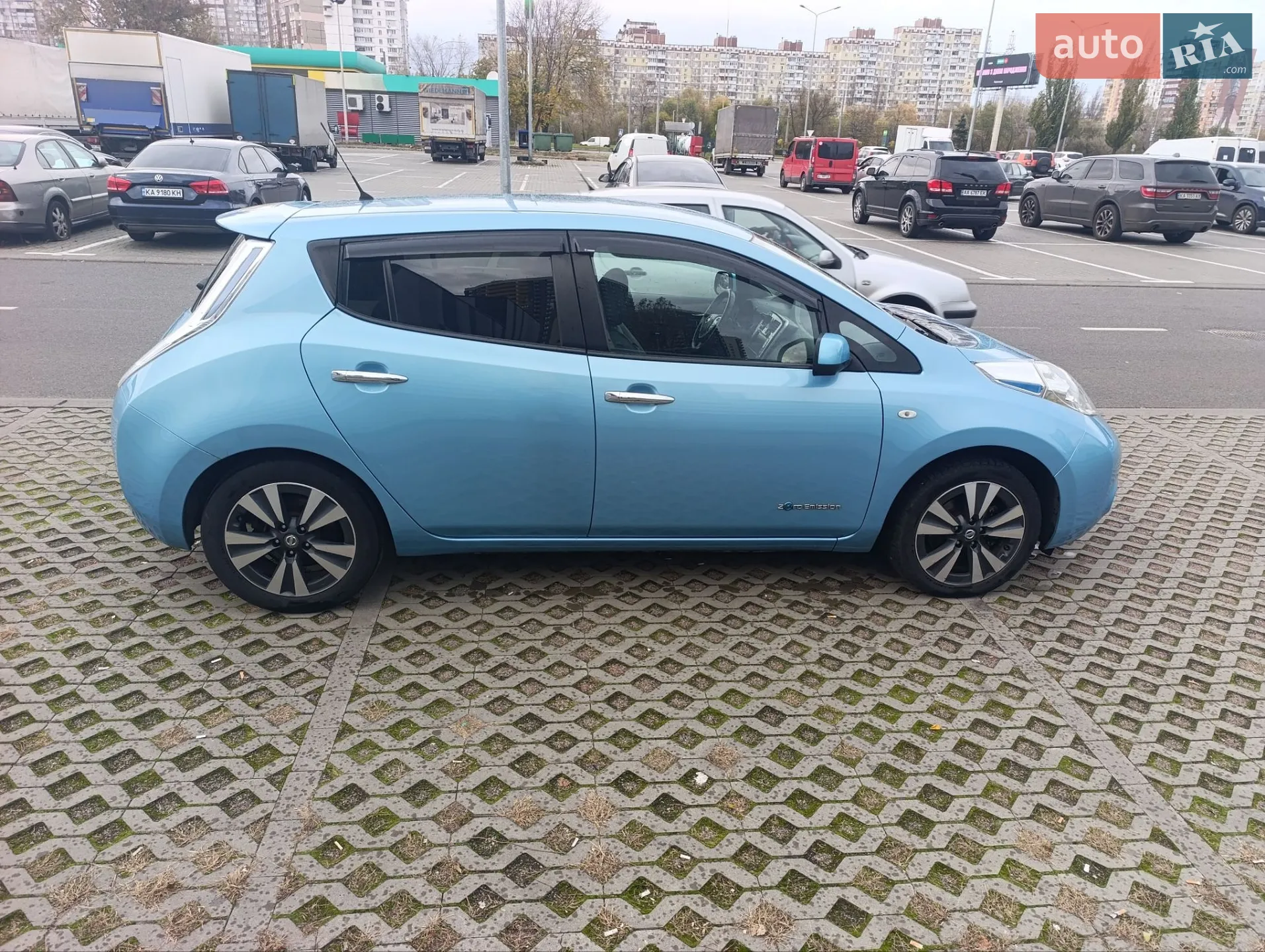 2016 Nissan Leaf - мініатюра 4