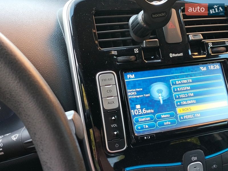 Хэтчбек Nissan Leaf 2013 в Обухове