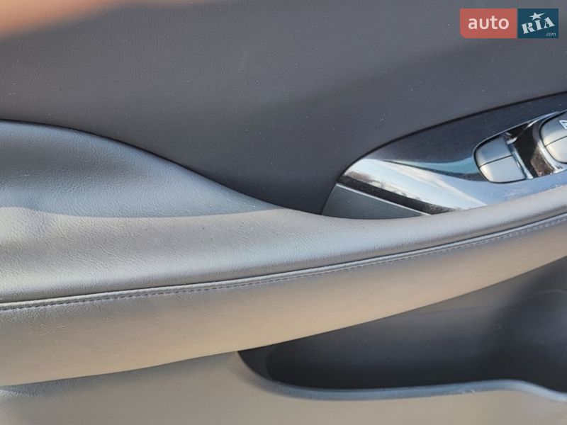 Хэтчбек Nissan Leaf 2013 в Каменец-Подольском