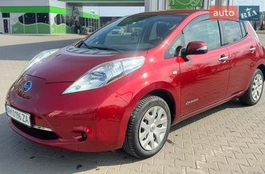 Хэтчбек Nissan Leaf 2015 в Житомире