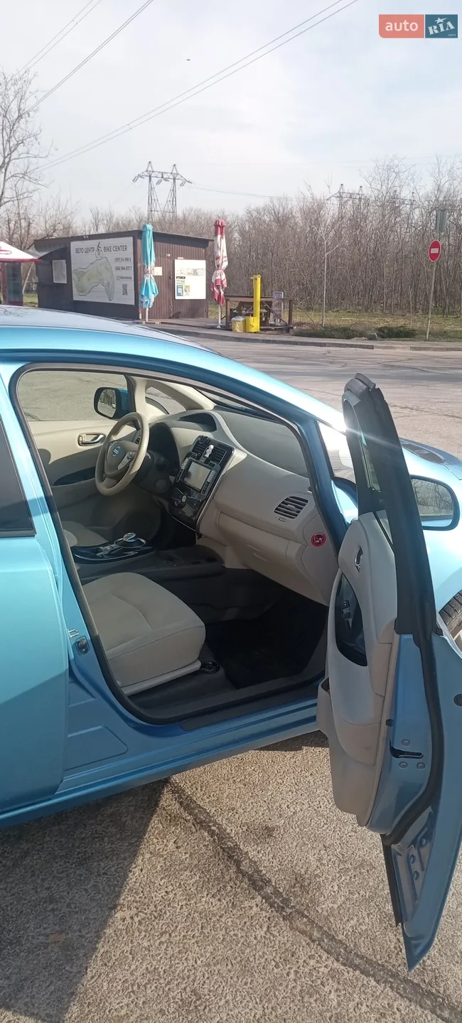 2012 Nissan Leaf - мініатюра 8