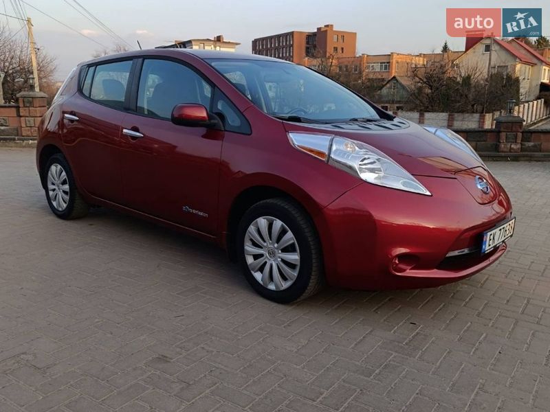 Хэтчбек Nissan Leaf 2014 в Ровно фото 15 Хэтчбек Nissan Leaf 2014 в Ровно