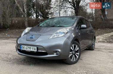 Хетчбек Nissan Leaf 2014 в Тернополі